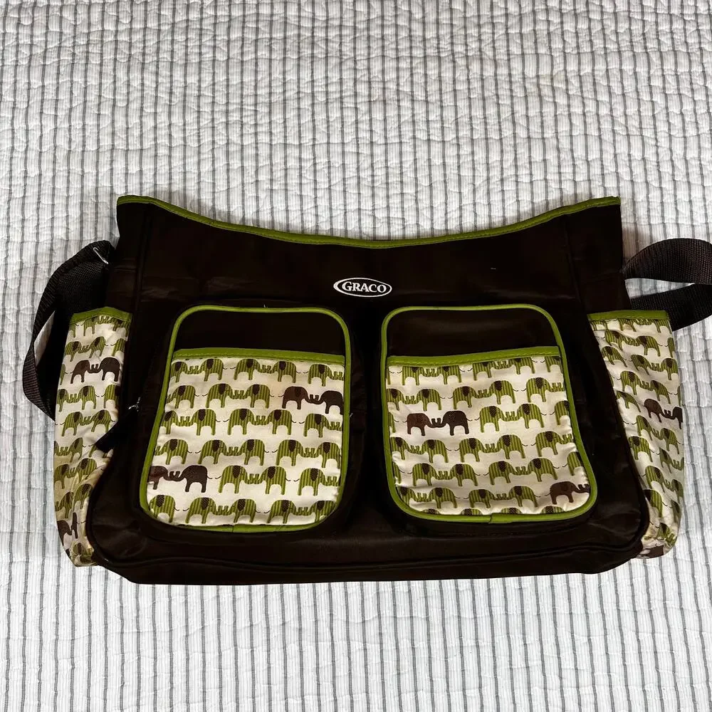 Graco Smart Organizer Diaper Bag with Pad Green Elephants 100% Polyester